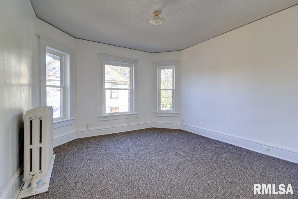 802 West 4th Street Sterling, IL 61081 - Photo 52 of 62