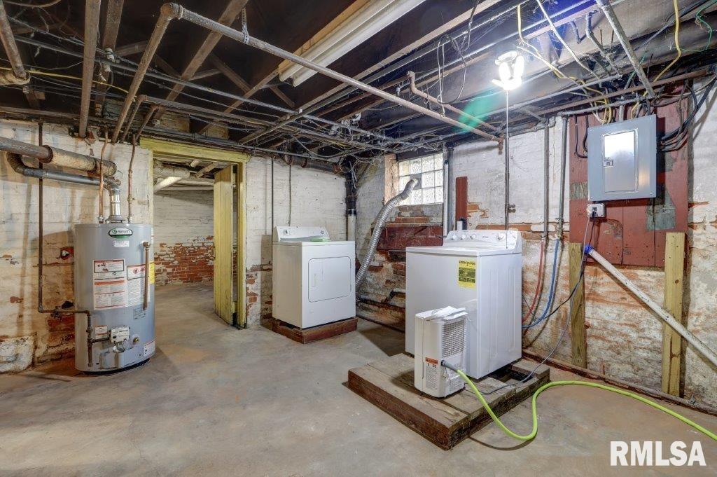 802 West 4th Street Sterling, IL 61081 - Photo 56 of 62