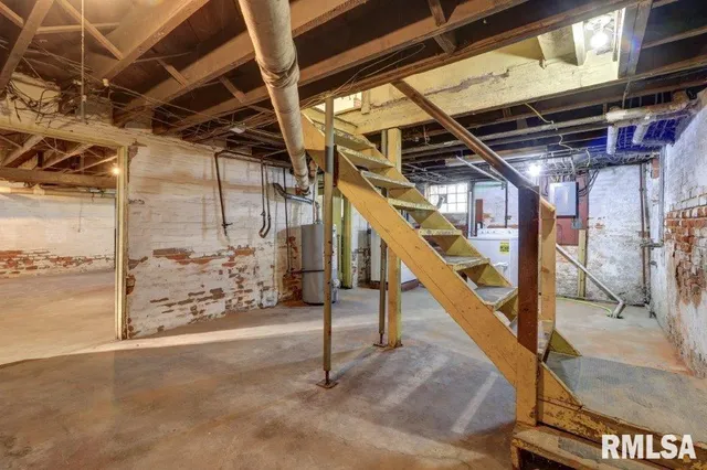 $212,000 | 802 West 4th Street, Sterling, IL 61081