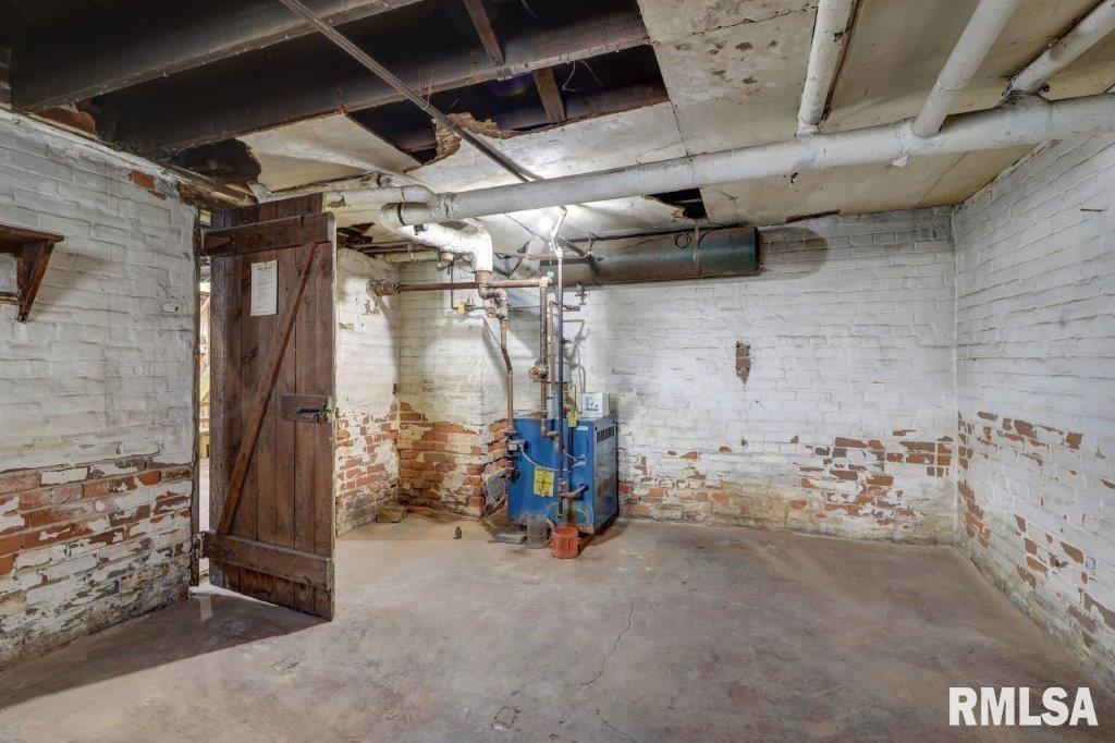 802 West 4th Street Sterling, IL 61081 - Photo 60 of 62