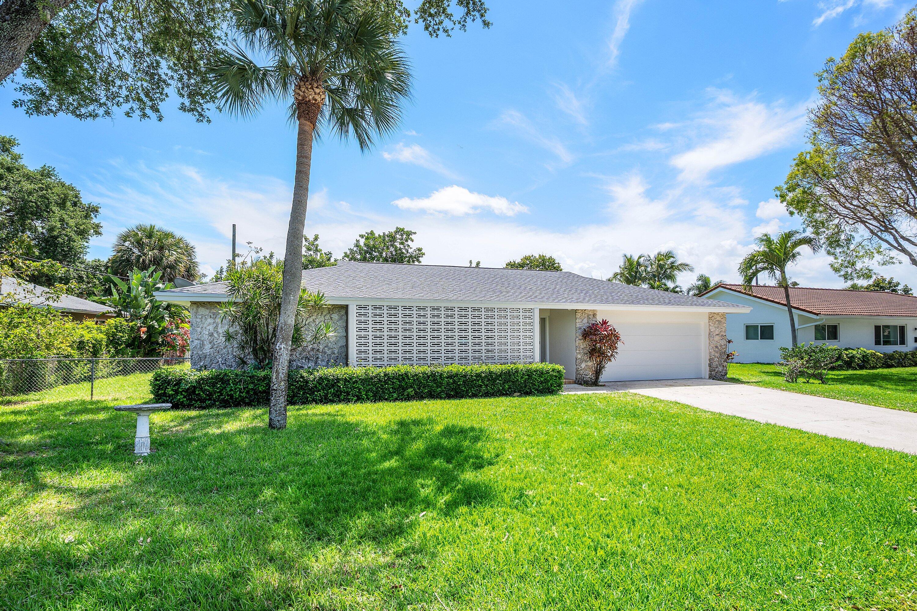 1000 Northwest 7th Street Boca Raton, FL 33486 - Photo 2 of 28 002-1000Northwest7thStreet-BocaRaton-FL-