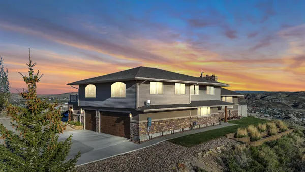 $669,000 | 1113 Hilltop Drive, Rock Springs, WY 82901