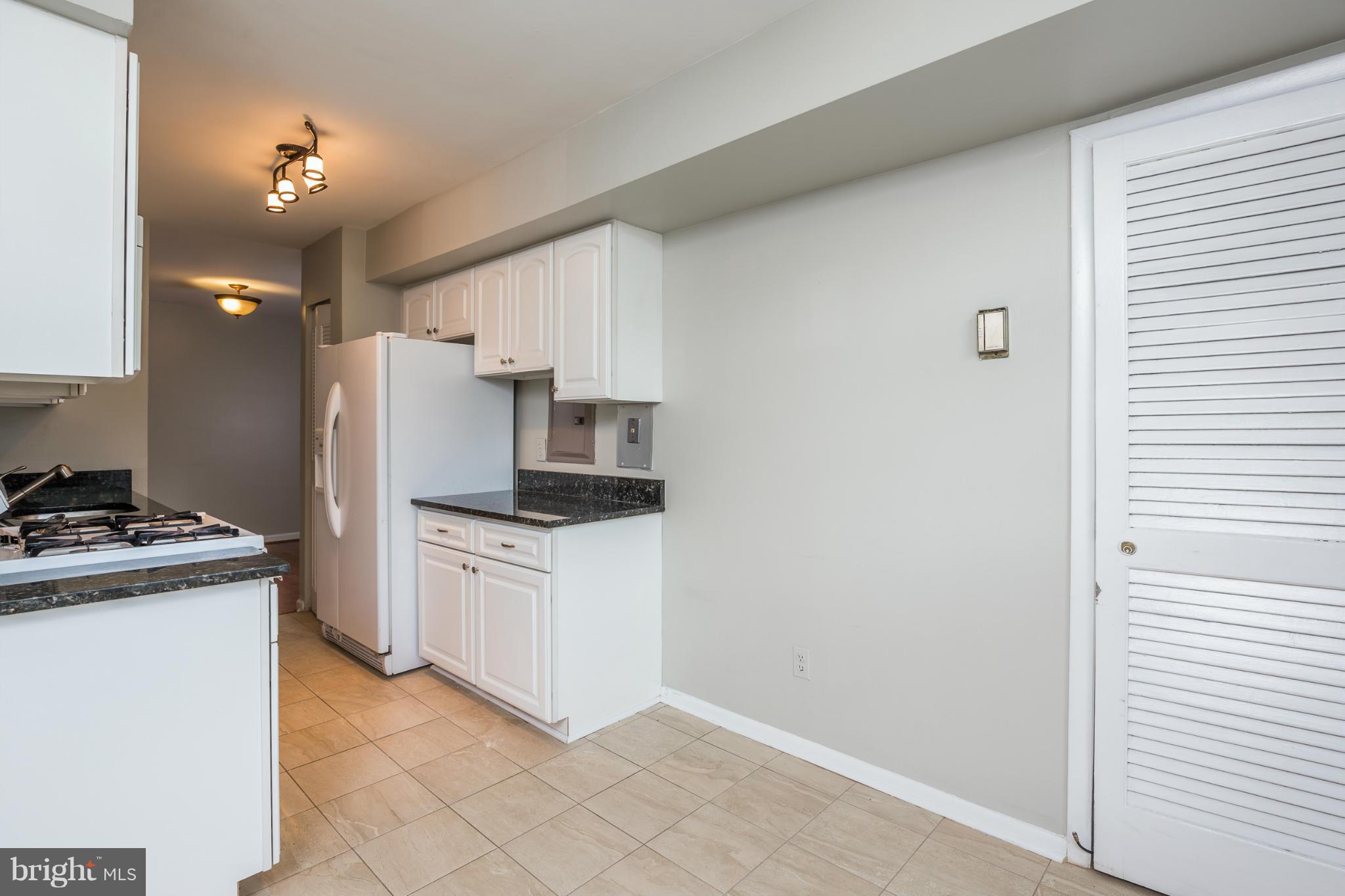 8316 Tobin Road, Unit 24 Annandale, VA 22003 - Photo 13 of 30 Kitchen