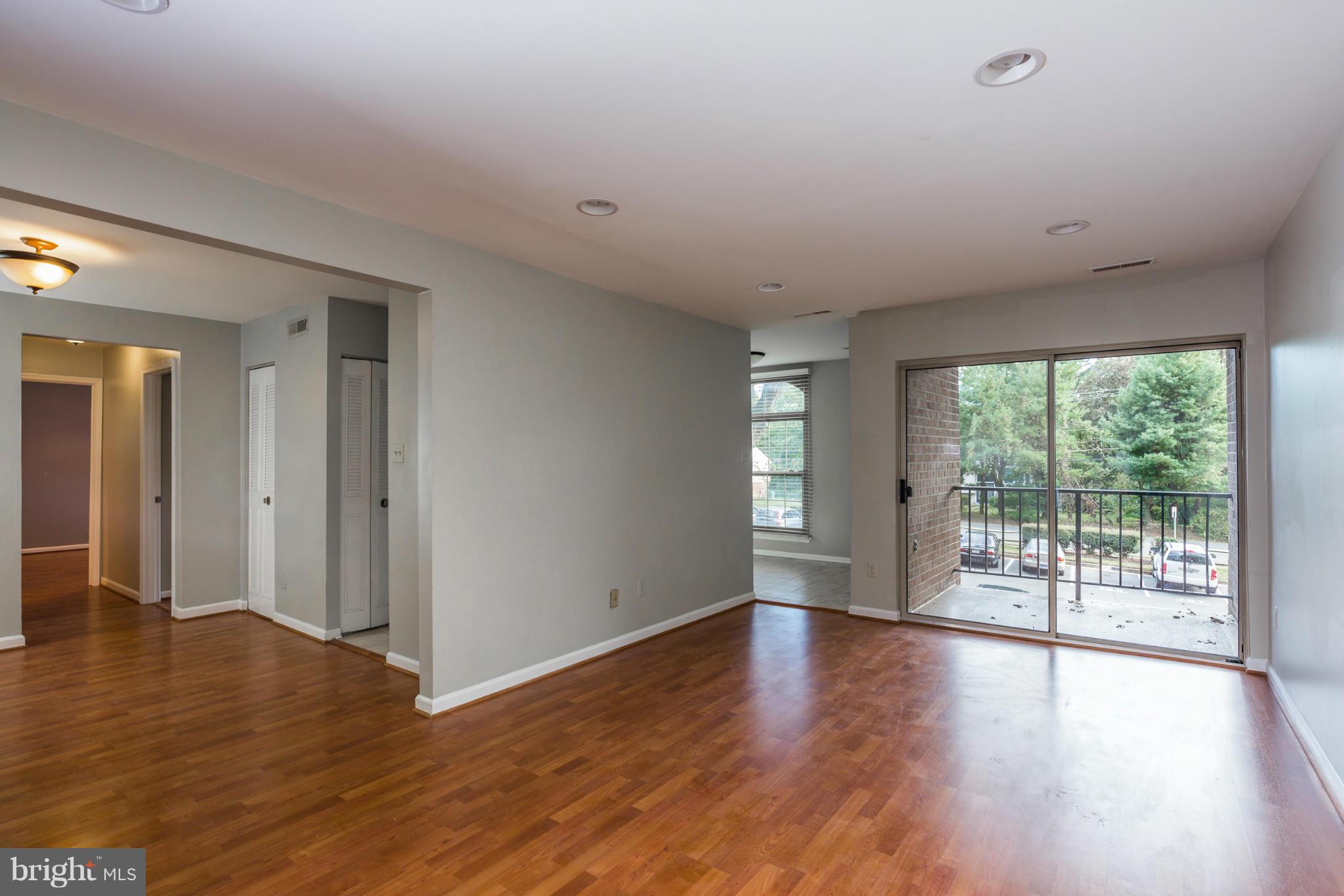 8316 Tobin Road, Unit 24 Annandale, VA 22003 - Photo 2 of 30 Living Room