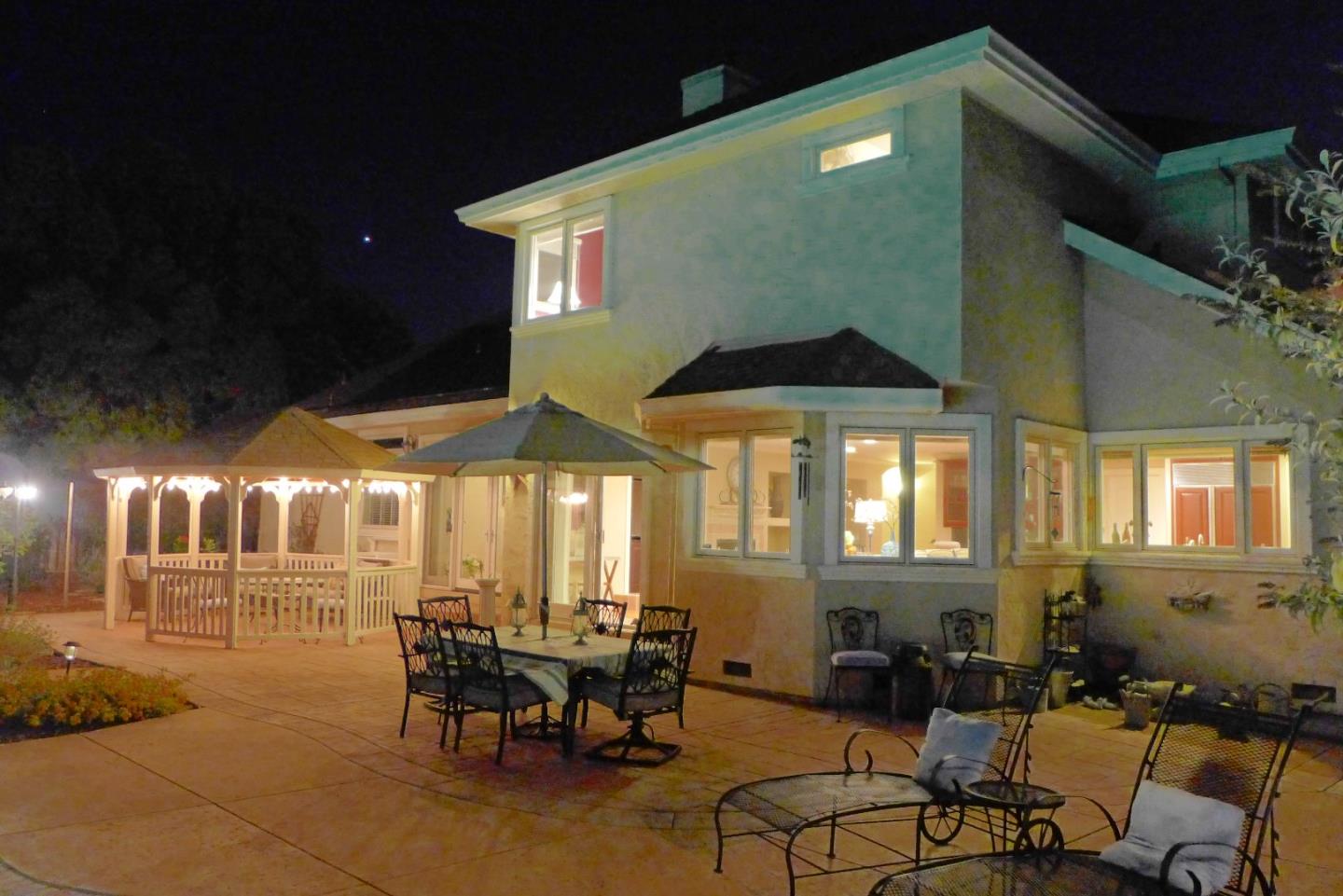 1068 Audrey Avenue Campbell, CA 95008 - Photo 39 of 47 a outdoor space with lots of chairs and tables