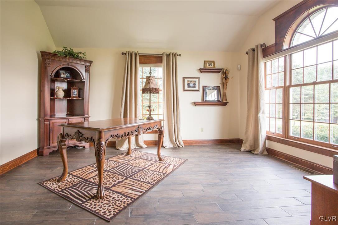 1263 Seifert Road Nazareth, PA 18064 - Photo 17 of 43 Gallery Image 17