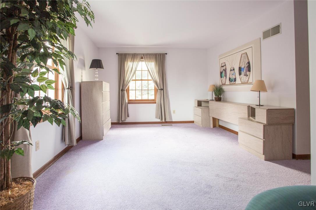 1263 Seifert Road Nazareth, PA 18064 - Photo 25 of 43 Gallery Image 25