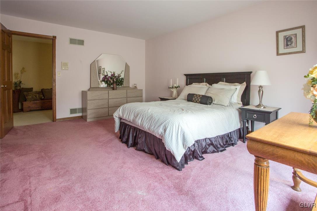 1263 Seifert Road Nazareth, PA 18064 - Photo 27 of 43 Gallery Image 27