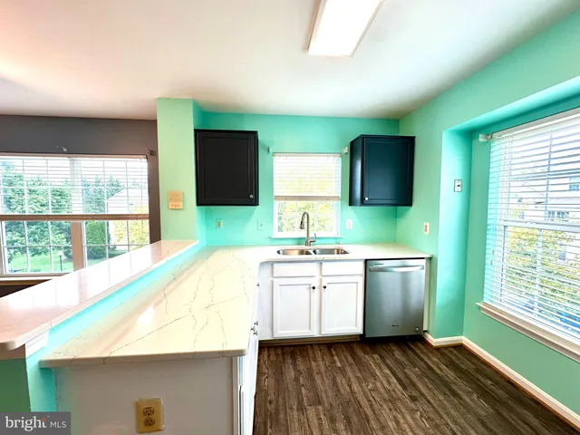 $2,700 | 164 Kendrick Place, Unit 16436, Gaithersburg, MD 20878