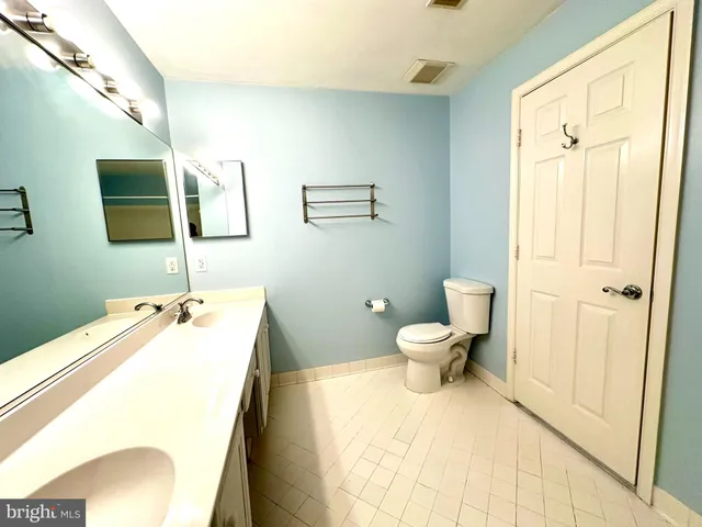 $2,700 | 164 Kendrick Place, Unit 16436, Gaithersburg, MD 20878