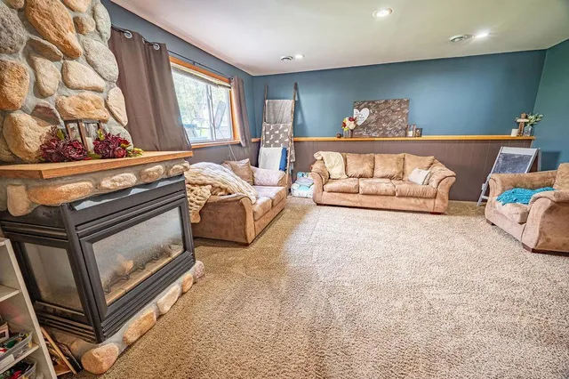 $339,000 | 256 West Panther Drive, Ellsworth, WI 54011