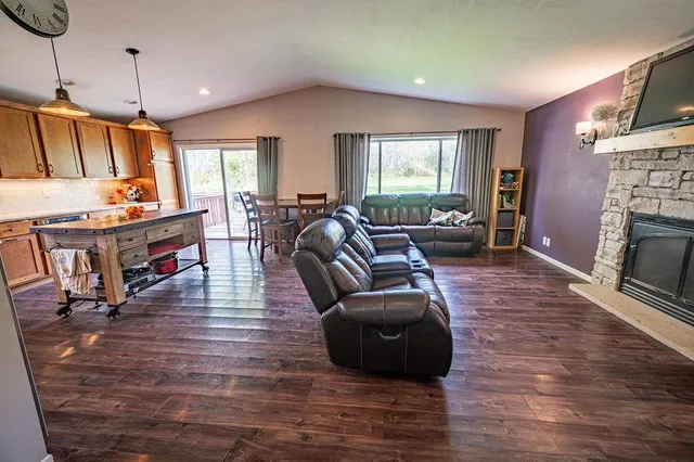 $339,000 | 256 West Panther Drive, Ellsworth, WI 54011