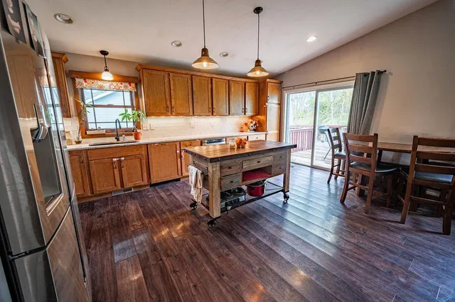 $339,000 | 256 West Panther Drive, Ellsworth, WI 54011