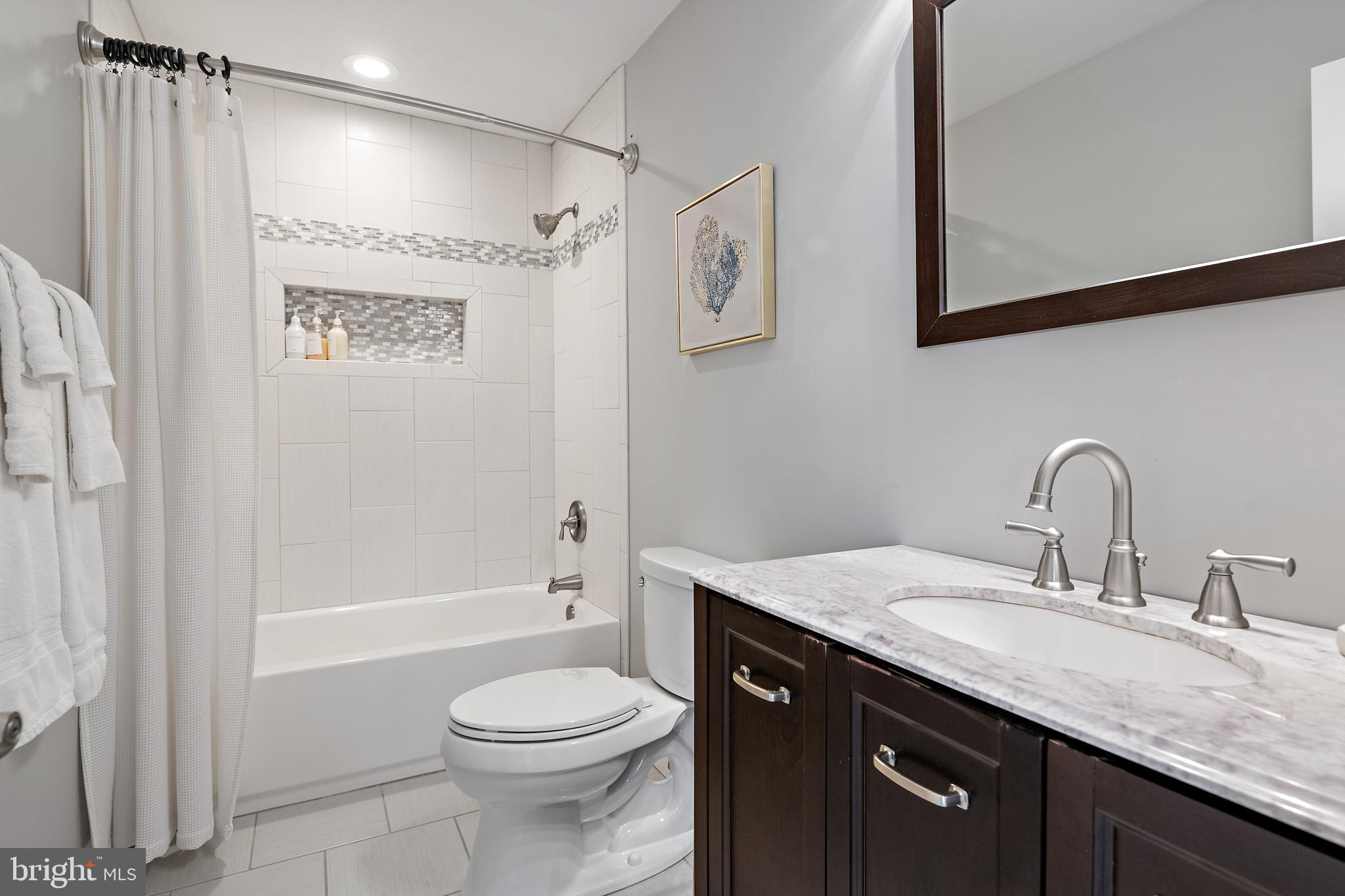 13 German Street Annapolis, MD 21401 - Photo 31 of 44 Hall bath