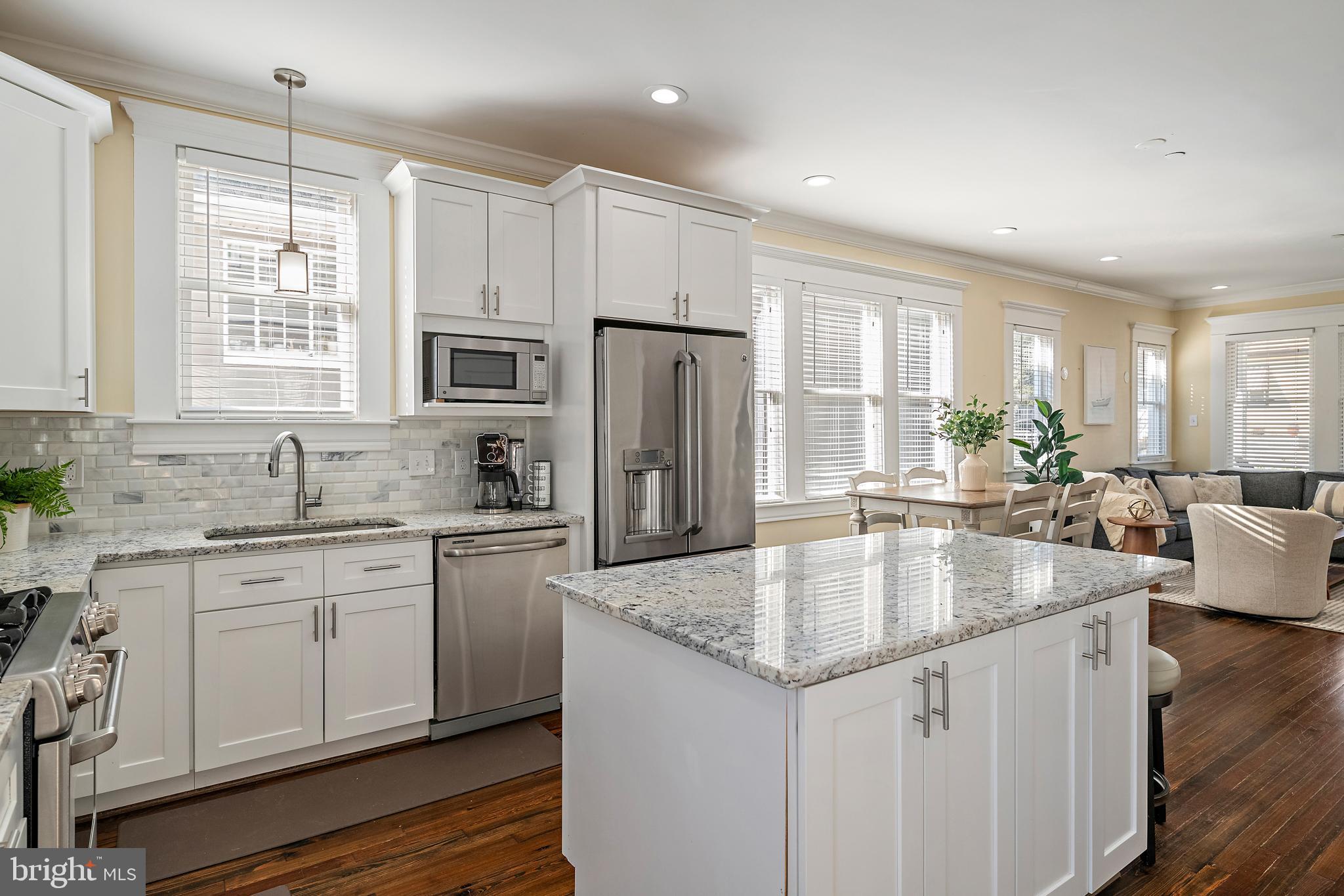 13 German Street Annapolis, MD 21401 - Photo 7 of 44 Bright kitchen