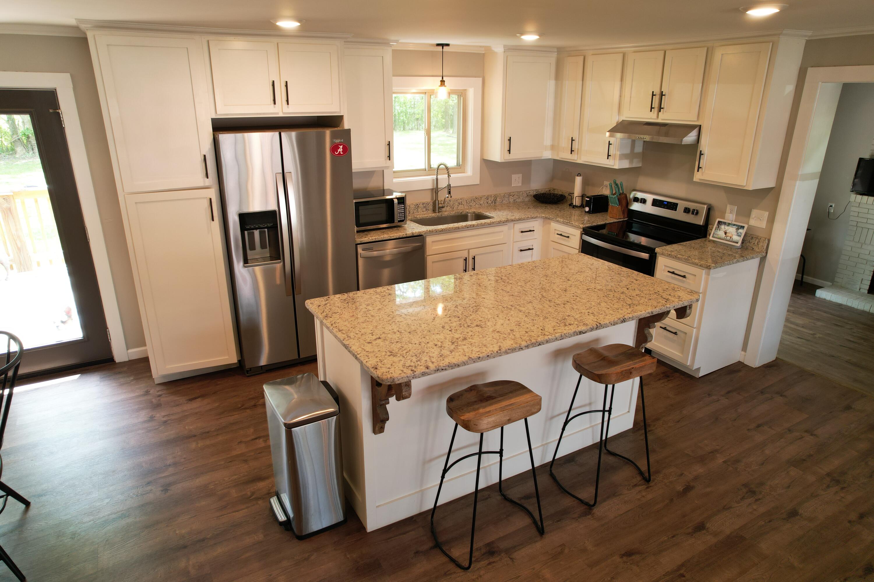 147 Oak Hill Road Lyerly, GA 30730 - Photo 6 of 51 Interior