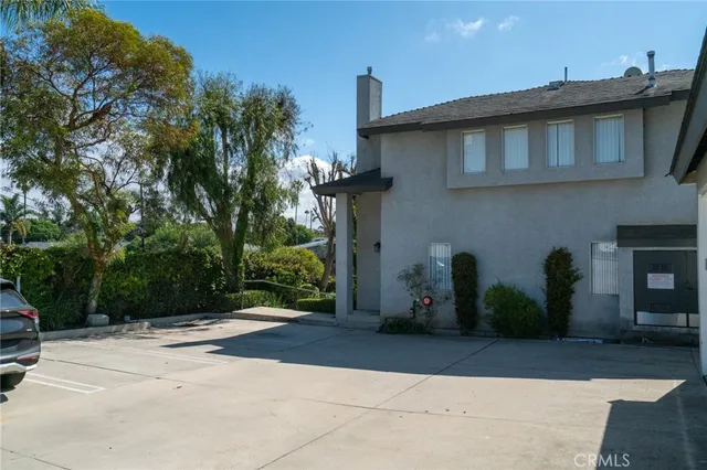 $4,525,000 | 2230 Canyon Drive, Costa Mesa, CA 92627