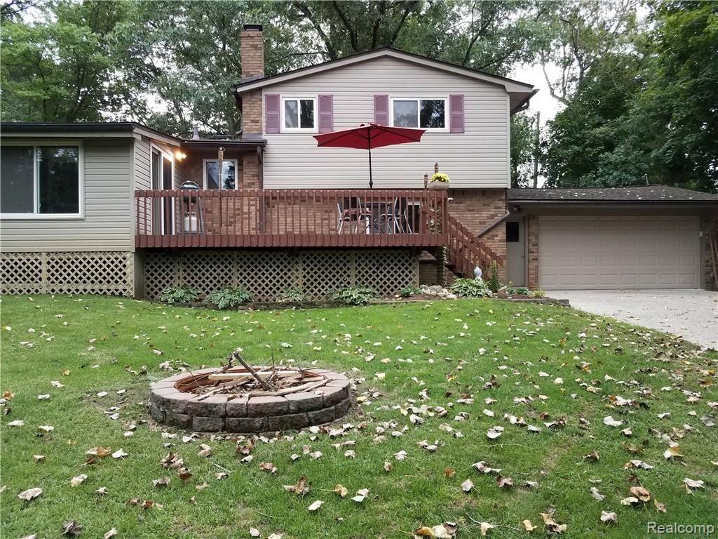 1195 Inca Trail Lake Orion, MI 48362 - Photo 61 of 62 received_606448949841649.jpeg