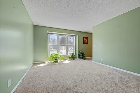 $399,950 | 17508 West 116th Street, Olathe, KS 66061