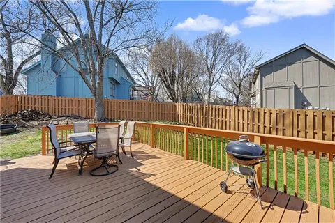 $399,950 | 17508 West 116th Street, Olathe, KS 66061