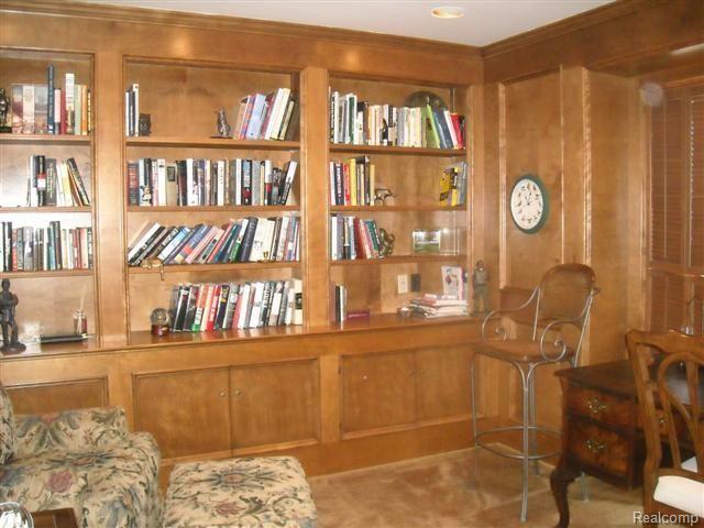 41 Belle Meade Road Grosse Pointe, MI 48236 - Photo 10 of 20 Library