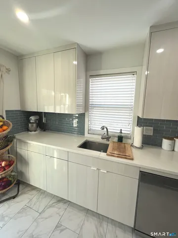 $559,999 | 17 Paradiso Street, Norwalk, CT 06854