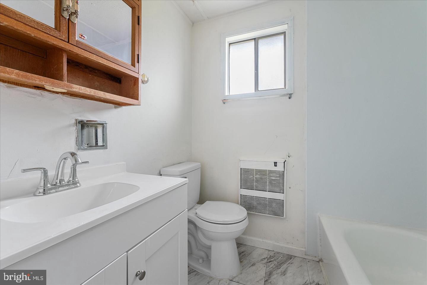 111 McDonald Street Ranson, WV 25438 - Photo 17 of 36 Full Bathroom