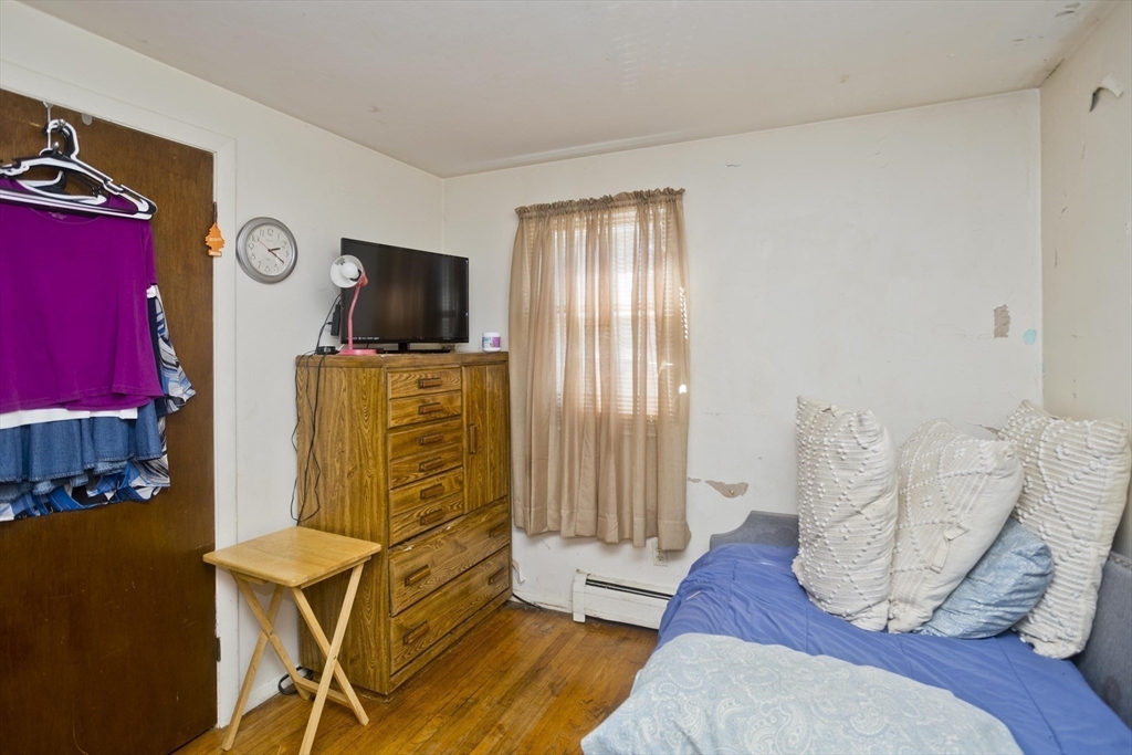 83 Lamont Street Springfield, MA 01119 - Photo 8 of 42