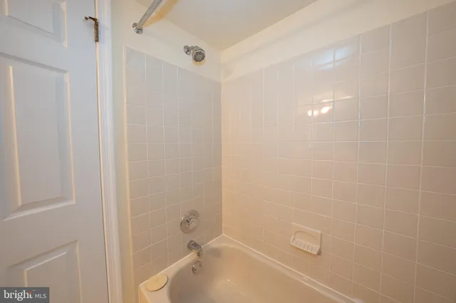 $280,000 | 620 Washington Place, Unit 20, Chesterbrook, PA 19087