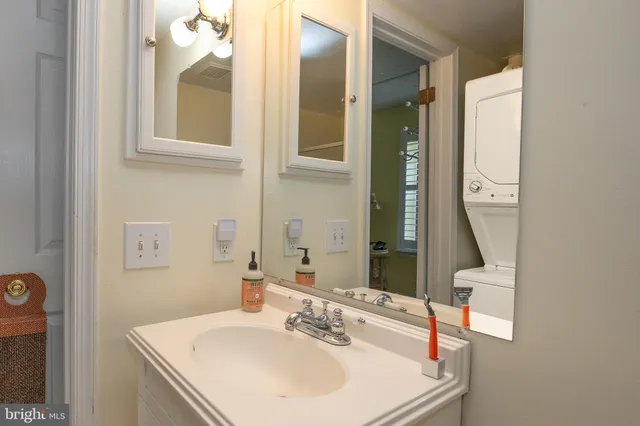 $280,000 | 620 Washington Place, Unit 20, Chesterbrook, PA 19087