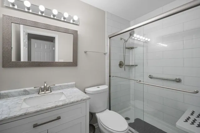 $399,900 | 429 Valley View, Lake Barrington, IL 60010