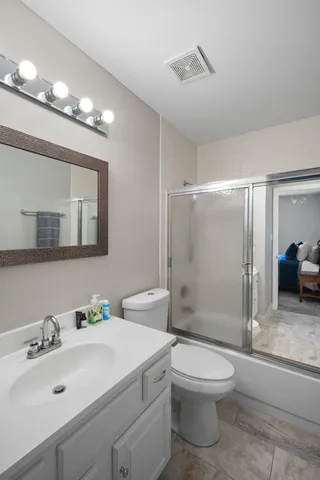 $399,900 | 429 Valley View, Lake Barrington, IL 60010