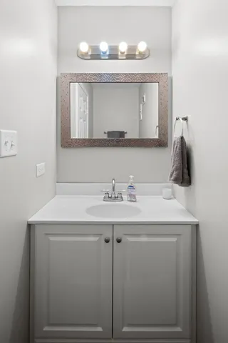 $399,900 | 429 Valley View, Lake Barrington, IL 60010