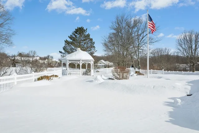 $739,000 | 5 Wessonville Village Way, Unit 5, Westborough, MA 01581