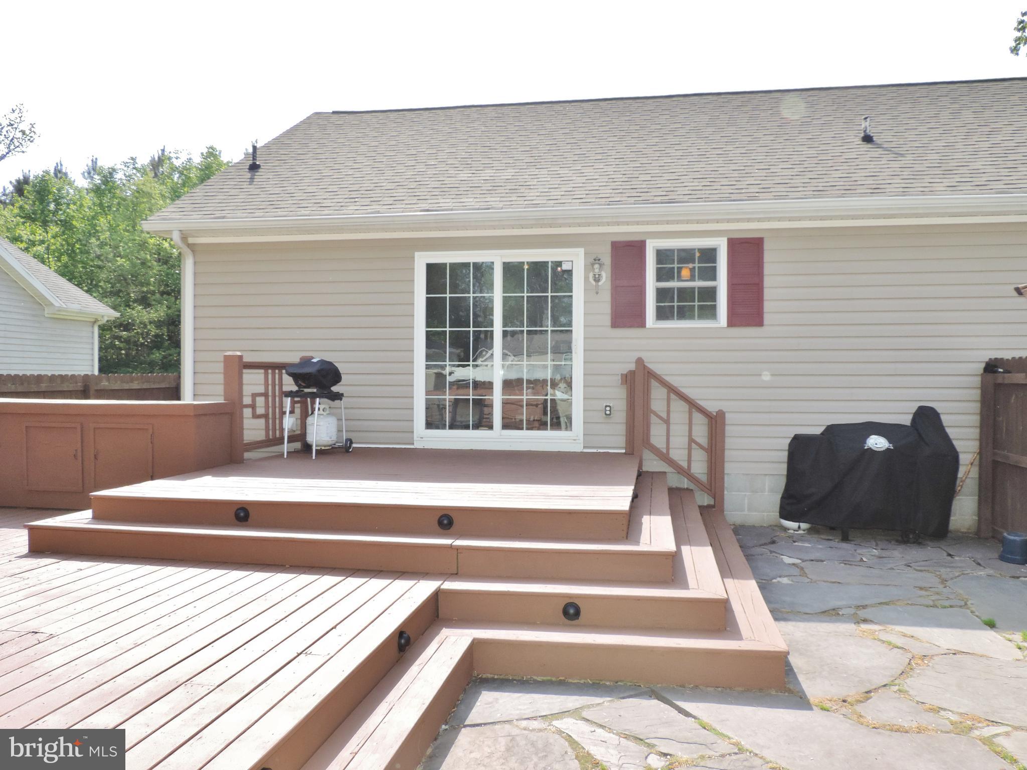 9409 Stage Road Delmar, MD 21875 - Photo 22 of 36 Mulit-tiered Decking