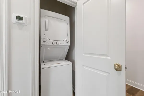 $1,399 | 200 Prescott Boulevard, Unit 302, Youngsville, LA 70592