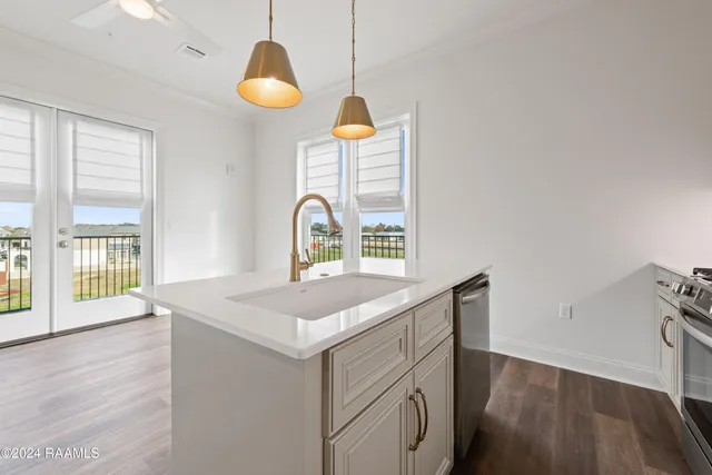 $1,399 | 200 Prescott Boulevard, Unit 302, Youngsville, LA 70592