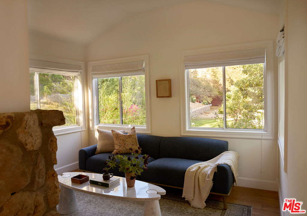 6208 Delaplane Road Malibu, CA 90265 - Photo 23 of 44 Gallery Image 23