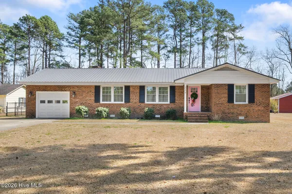 $250,000 | 238 Dogwood Drive, Warsaw, NC 28398