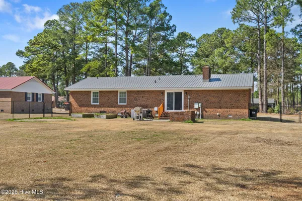 $250,000 | 238 Dogwood Drive, Warsaw, NC 28398