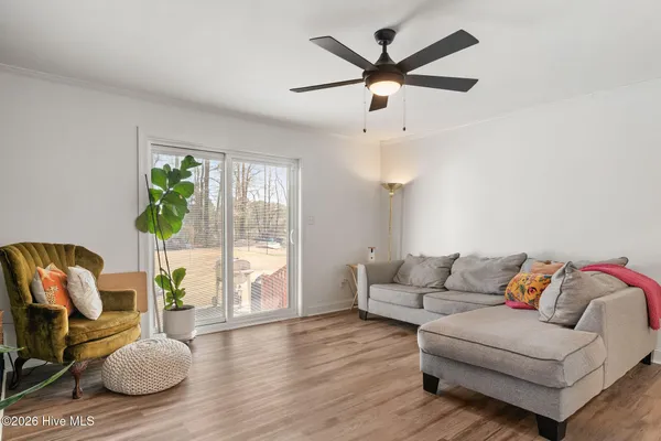 $250,000 | 238 Dogwood Drive, Warsaw, NC 28398