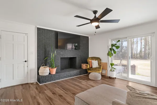 $250,000 | 238 Dogwood Drive, Warsaw, NC 28398