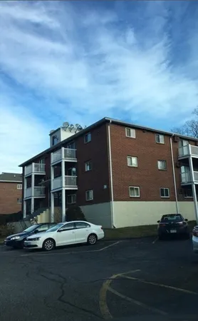 $1,795 | 616 Boston Post Road East, Unit 9, Marlborough, MA 01752