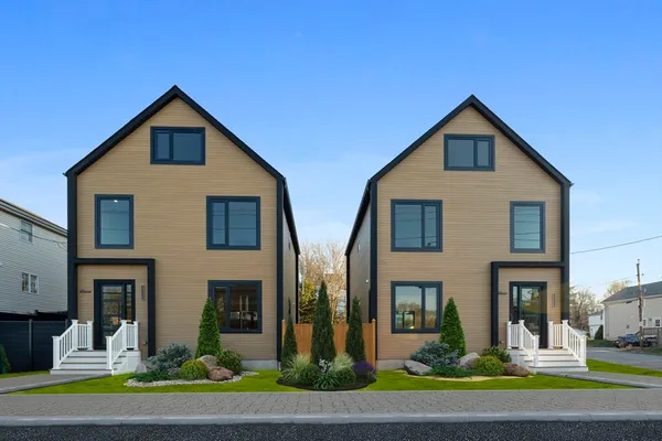 $1,279,000 | 236 Lake Street, Waltham, MA 02451