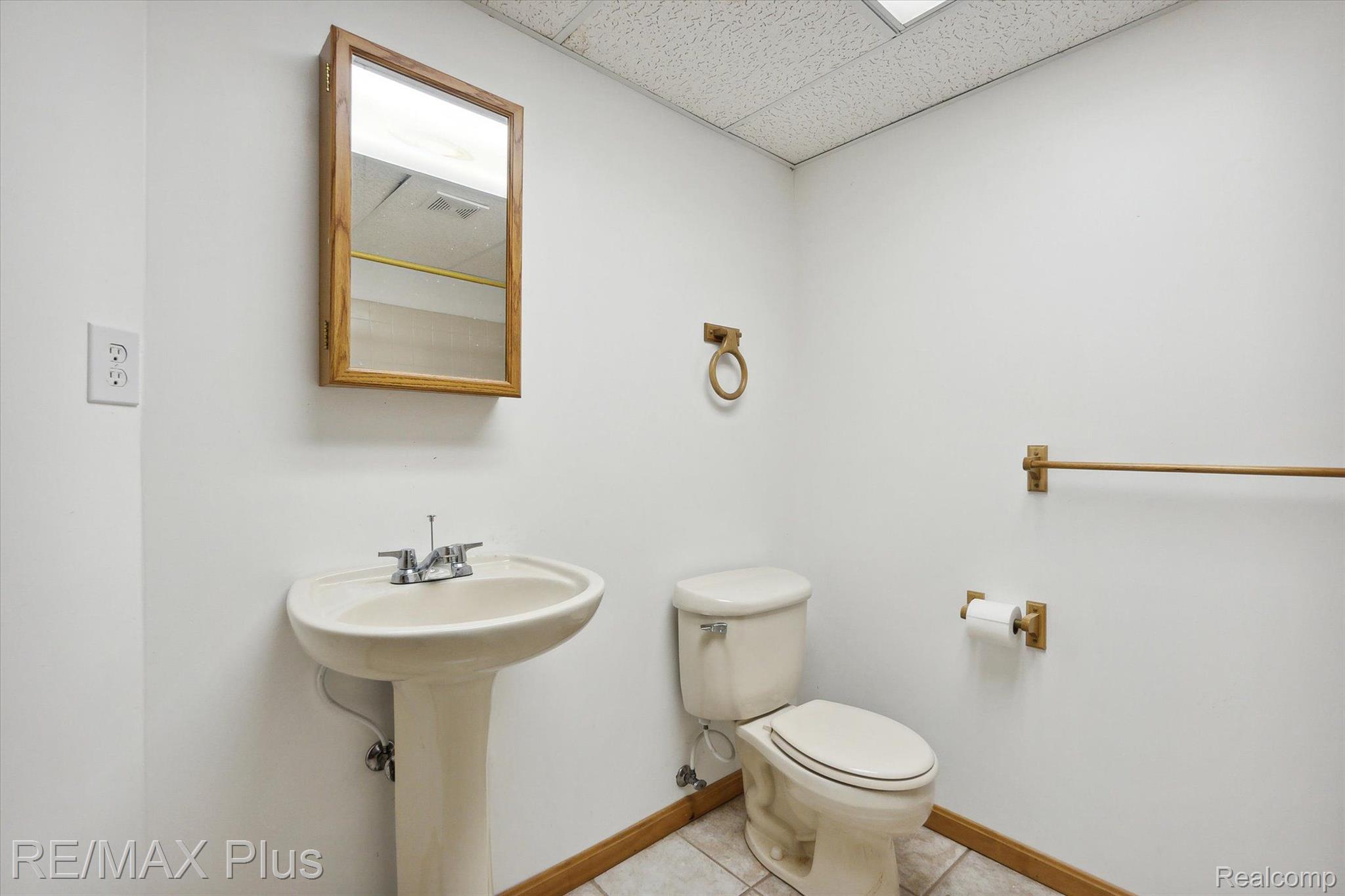 3060 South Lapeer Road Metamora, MI 48455 - Photo 33 of 81 Gallery Image 33