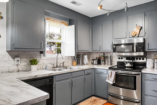 $305,000 | 8692 Bentwood Drive, North Charleston, SC 29406