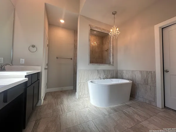 $439,900 | 1409 Bodiam Park, Bulverde, TX 78163