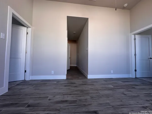 $439,900 | 1409 Bodiam Park, Bulverde, TX 78163
