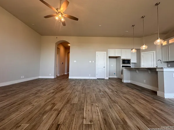 $439,900 | 1409 Bodiam Park, Bulverde, TX 78163