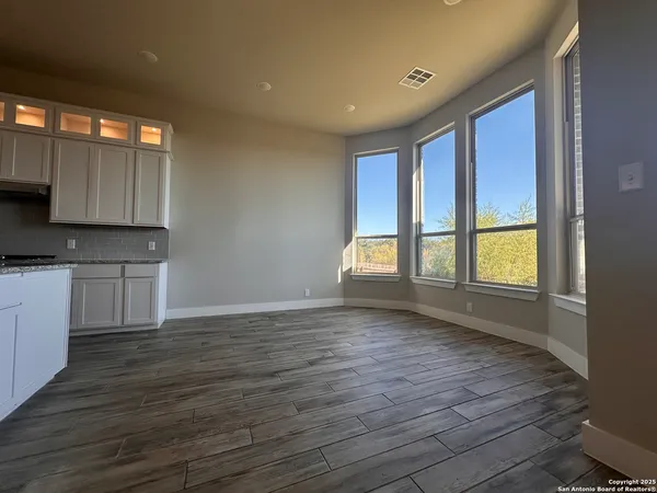 $439,900 | 1409 Bodiam Park, Bulverde, TX 78163